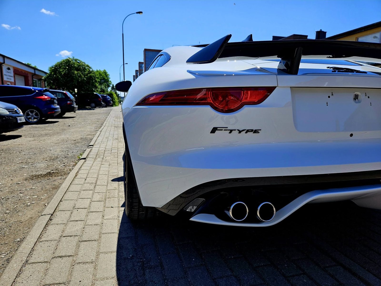 Jaguar F-Type galinė dalis